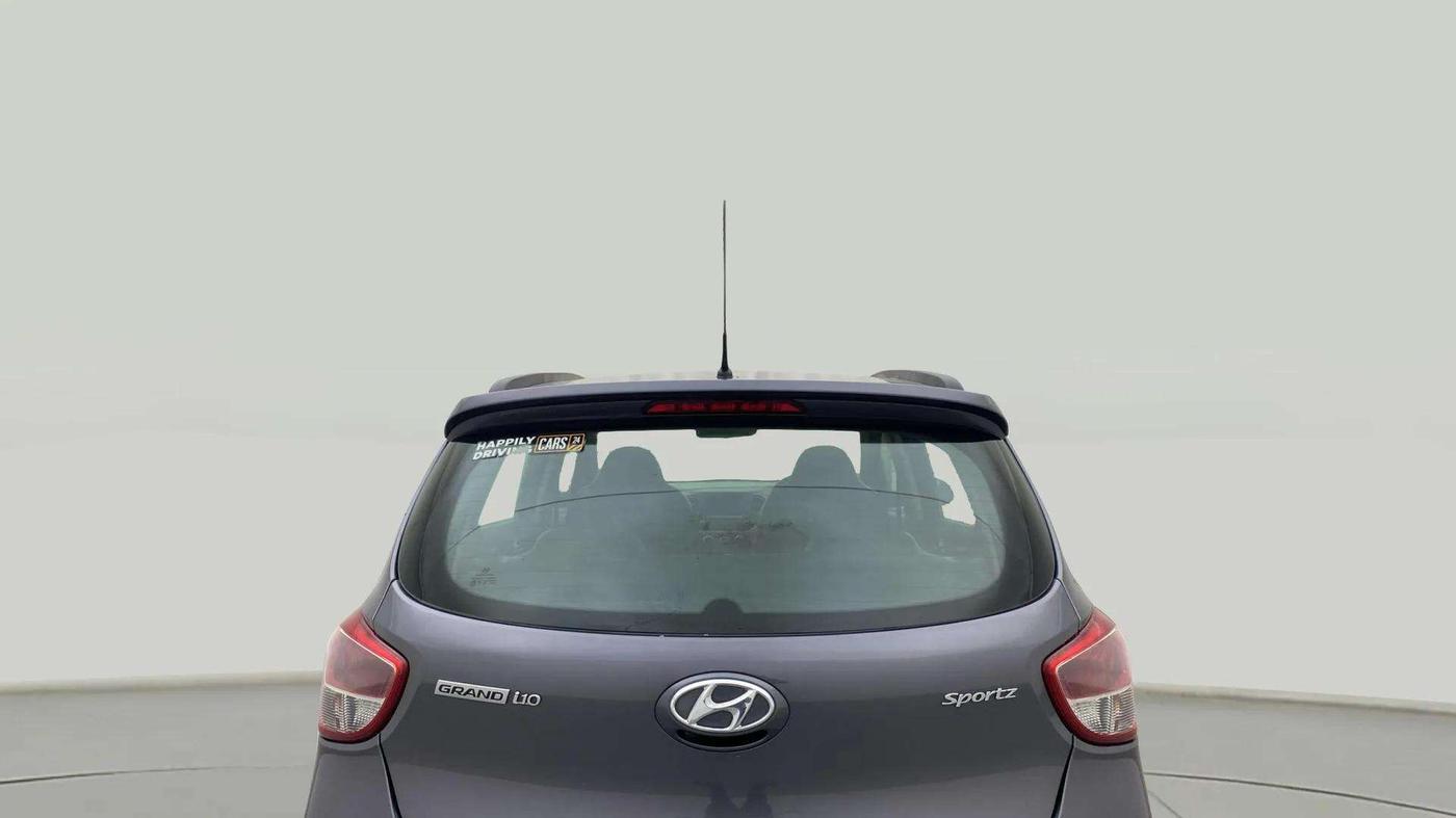 2018 Hyundai Grand i10 SPORTZ 1.2 KAPPA VTVT, Petrol, Manual, 25,904 km, Rear Windshield