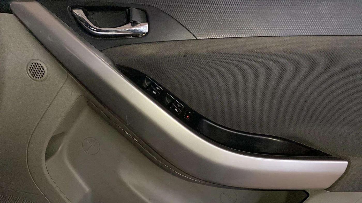 2018 Tata NEXON XZ PLUS DIESEL, Diesel, Manual, 83,601 km, Driver Side Door Panels Control