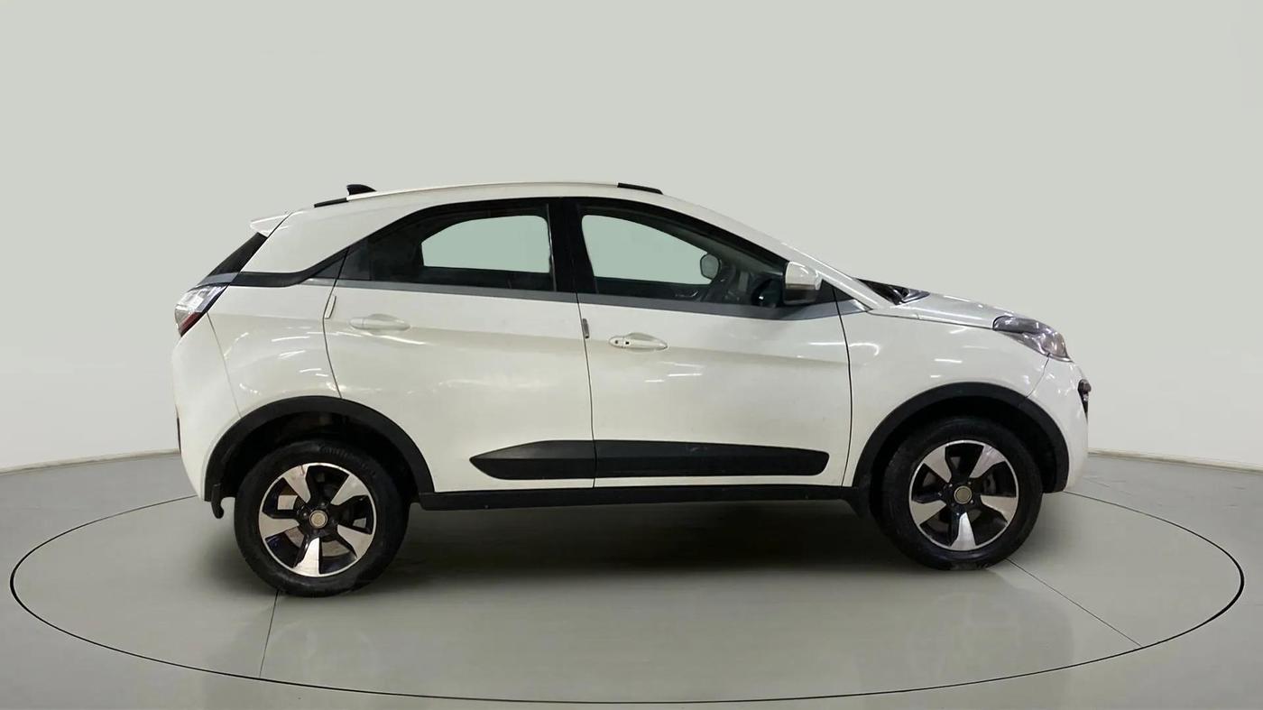 2018 Tata NEXON XZ PLUS DIESEL, Diesel, Manual, 83,601 km, Right Side View