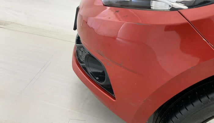 2018 Tata Tiago XT PETROL, Petrol, Manual, 98,176 km, Front bumper - Minor scratches