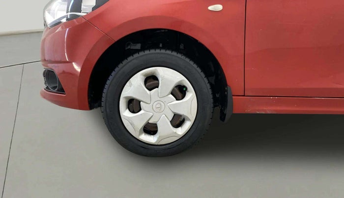 2018 Tata Tiago XT PETROL, Petrol, Manual, 98,176 km, Left Front Wheel