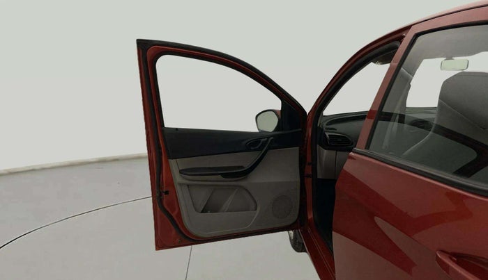 2018 Tata Tiago XT PETROL, Petrol, Manual, 98,176 km, LHS Front Door