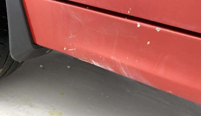 2018 Tata Tiago XT PETROL, Petrol, Manual, 98,176 km, Left running board - Paint is slightly faded