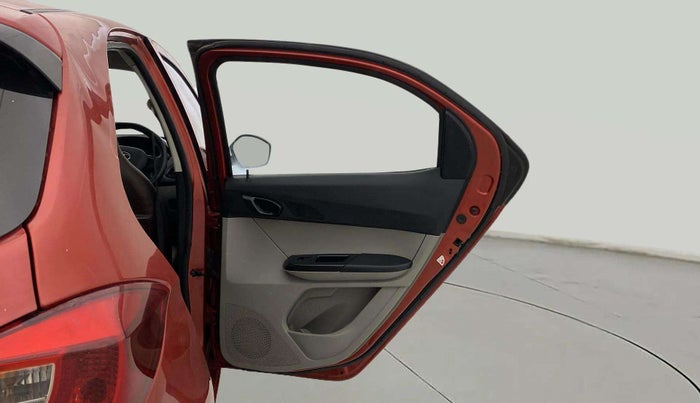 2018 Tata Tiago XT PETROL, Petrol, Manual, 98,176 km, RHS Rear Door