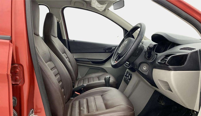 2018 Tata Tiago XT PETROL, Petrol, Manual, 98,176 km, Right Side Front Door Cabin