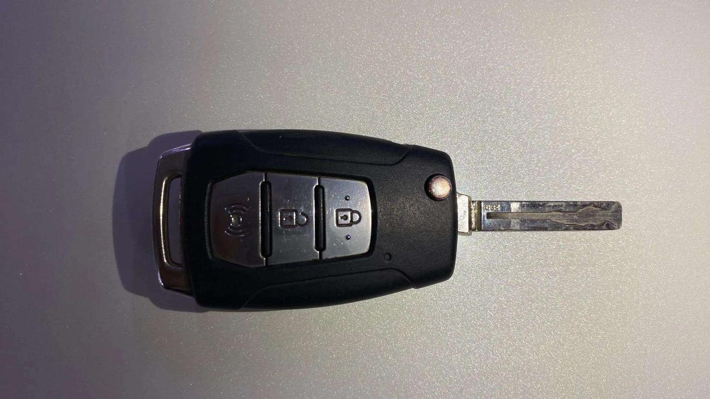 2021 Mahindra XUV300 W6 1.5 Sunroof Diesel, Diesel, Manual, 21,805 km, Key Close Up