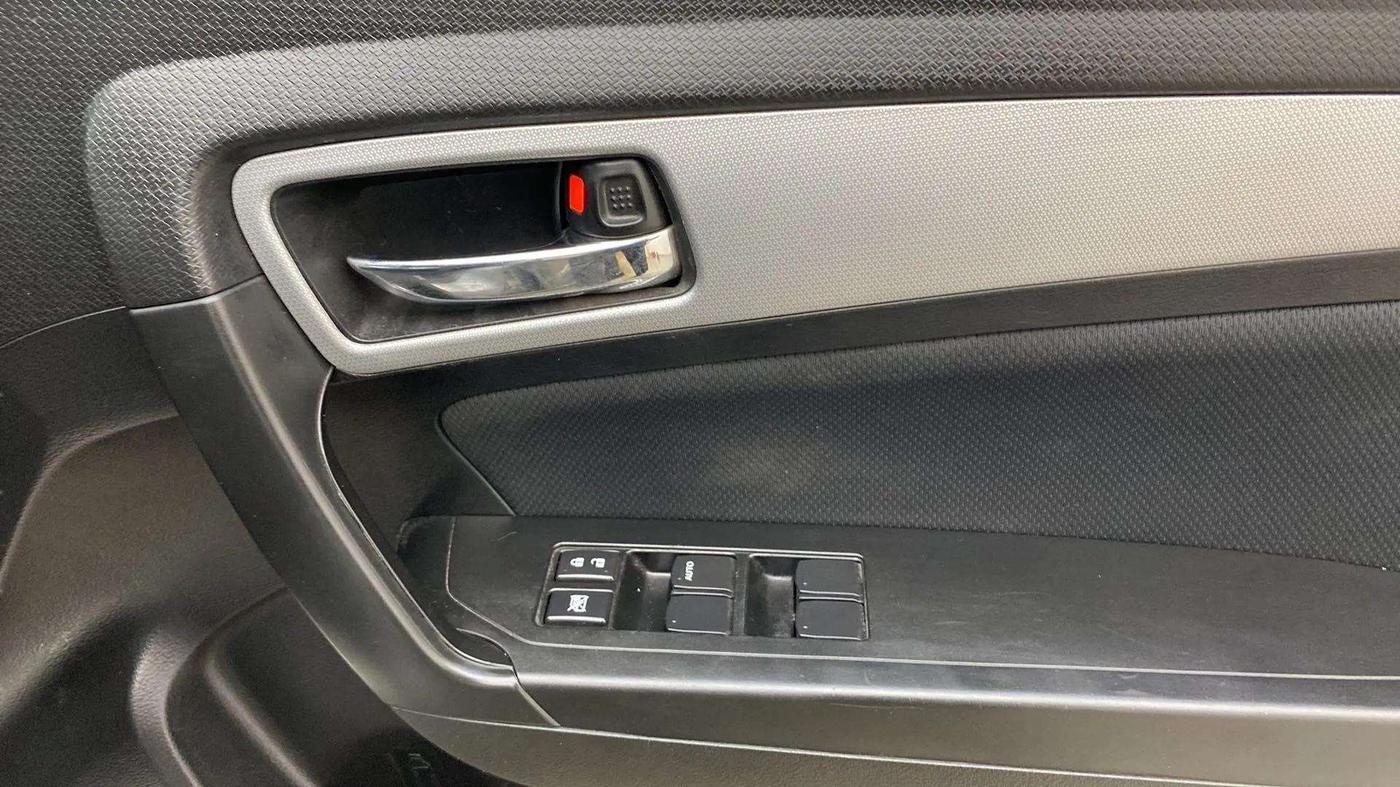 2022 Maruti Vitara Brezza ZXI PLUS, Petrol, Manual, 65,133 km, Driver Side Door Panels Control
