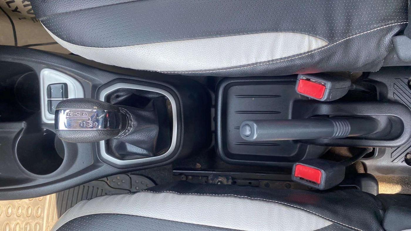 2018 Datsun Redi Go T(O) 1.0 AMT, Petrol, Automatic, 33,760 km, Gear Lever