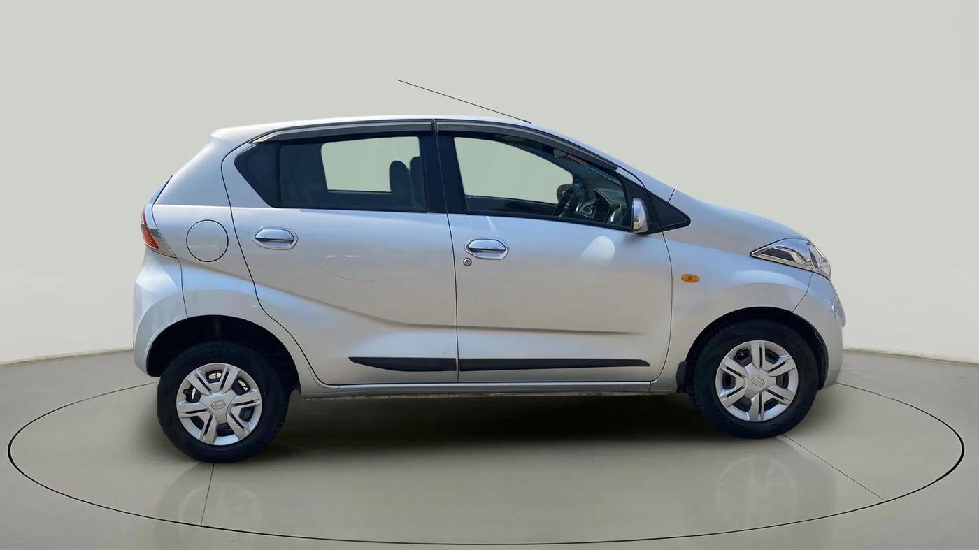 2018 Datsun Redi Go T(O) 1.0 AMT, Petrol, Automatic, 33,760 km, Right Side View