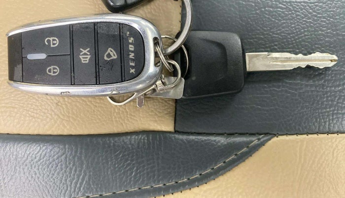 2016 Datsun Go A, Petrol, Manual, 52,249 km, Key Close Up
