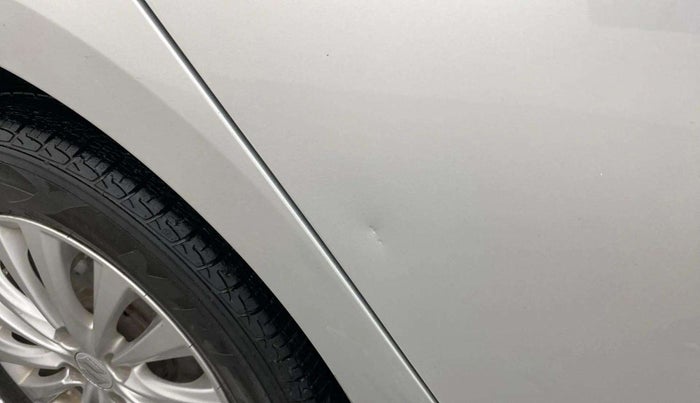 2016 Maruti Ciaz ZXI, Petrol, Manual, 26,738 km, Right rear door - Slightly dented