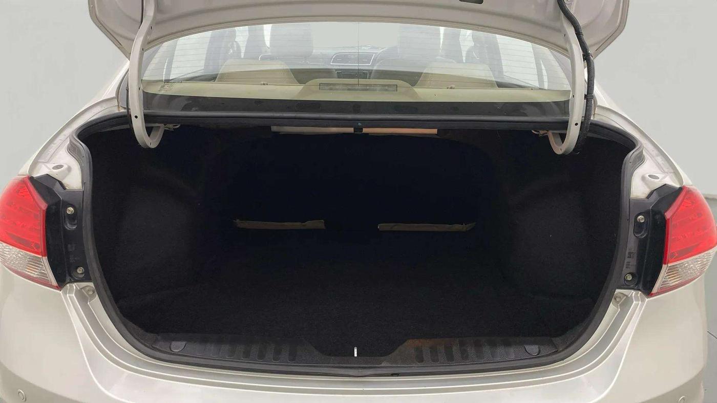 2016 Maruti Ciaz ZXI, Petrol, Manual, 26,738 km, Boot Open Zoomed View