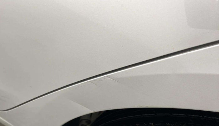 2016 Maruti Ciaz ZXI, Petrol, Manual, 26,738 km, Left quarter panel - Slightly dented