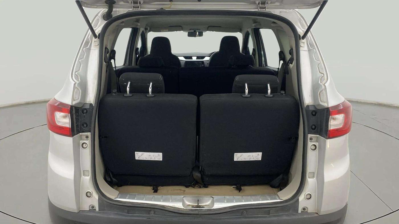 2020 Renault TRIBER RXZ, Petrol, Manual, 53,102 km, Boot Open Zoomed View