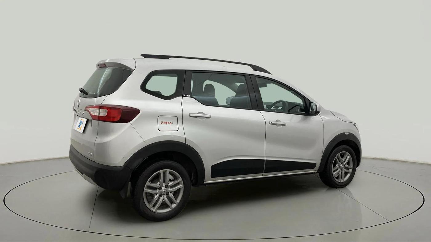 2020 Renault TRIBER RXZ, Petrol, Manual, 53,102 km, Right Back Diagonal