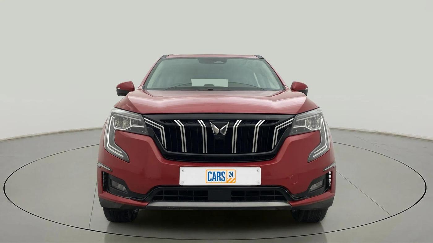 2021 Mahindra XUV700 AX 7 LUXURY P AT 7 STR, Petrol, Automatic, 46,197 km, Front