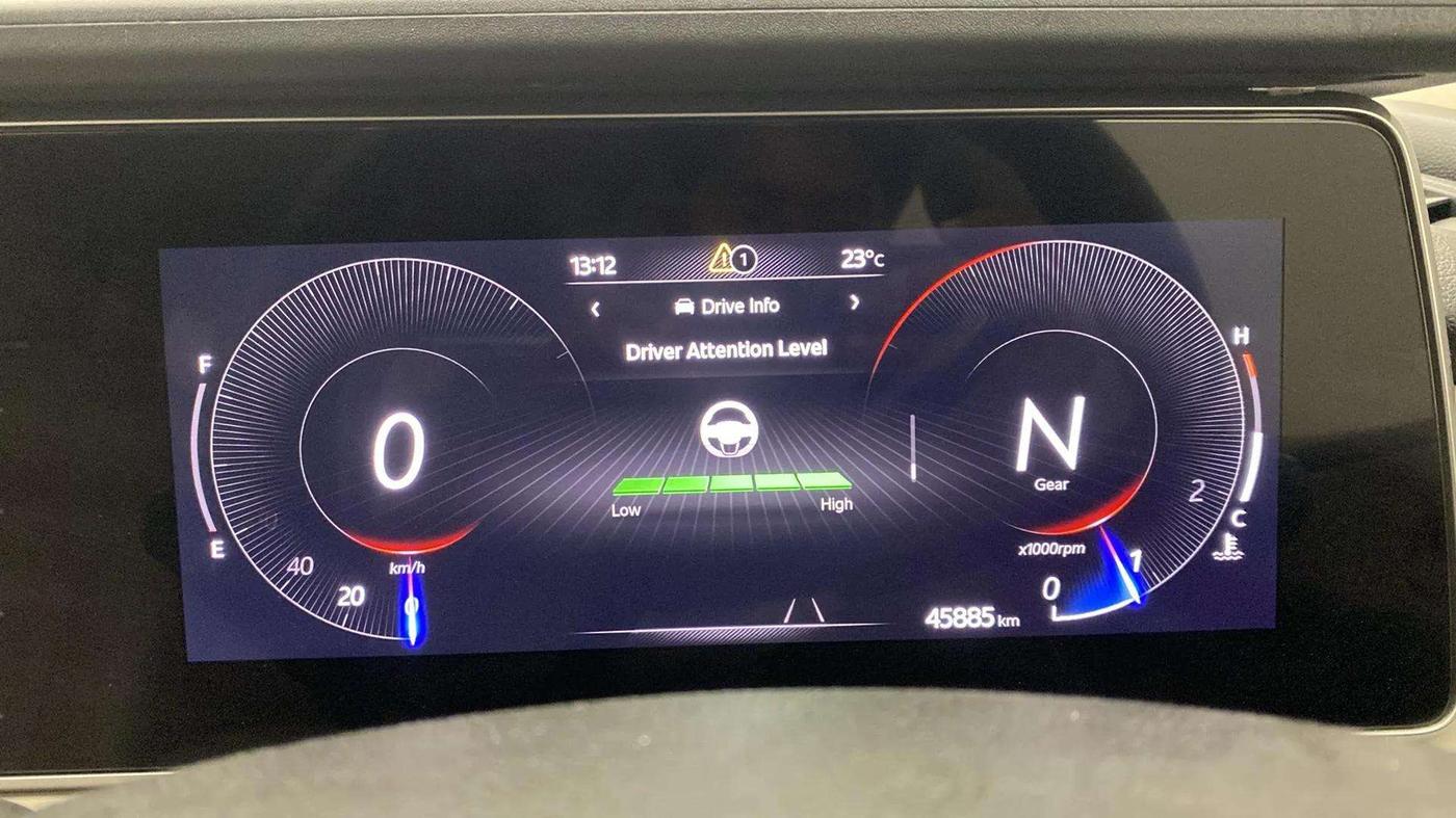 2021 Mahindra XUV700 AX 7 LUXURY P AT 7 STR, Petrol, Automatic, 46,197 km, Odometer Image