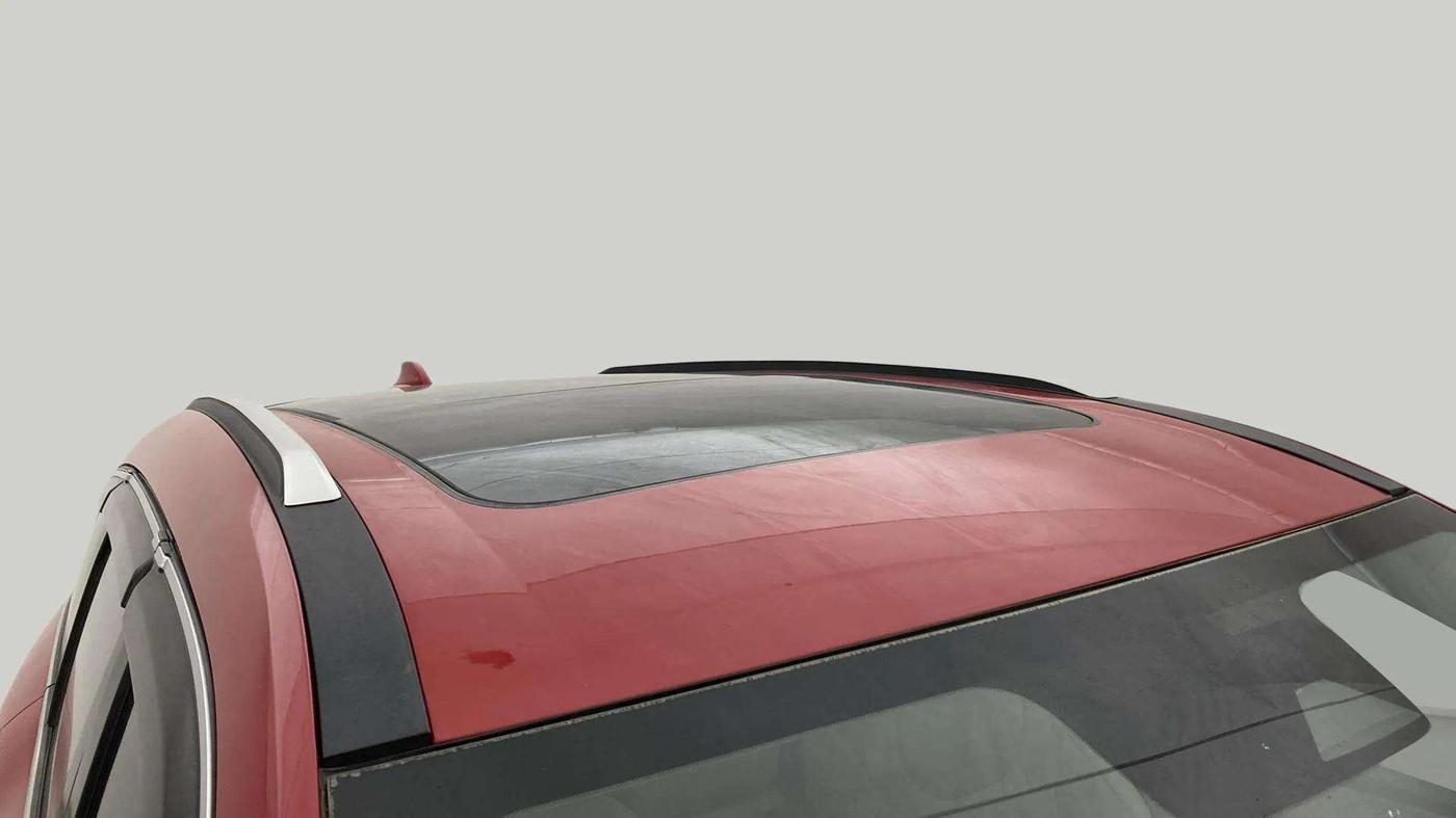 2021 Mahindra XUV700 AX 7 LUXURY P AT 7 STR, Petrol, Automatic, 46,197 km, Roof