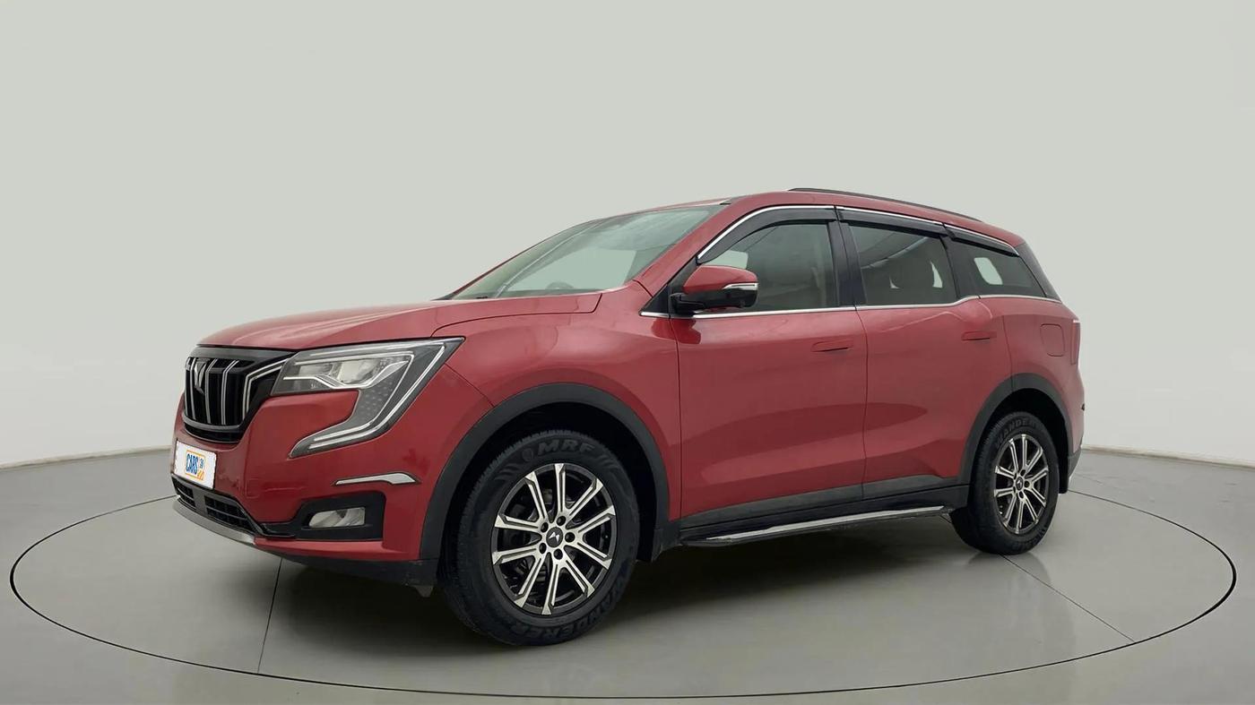 2021 Mahindra XUV700 AX 7 LUXURY P AT 7 STR, Petrol, Automatic, 46,197 km, Left Front Diagonal