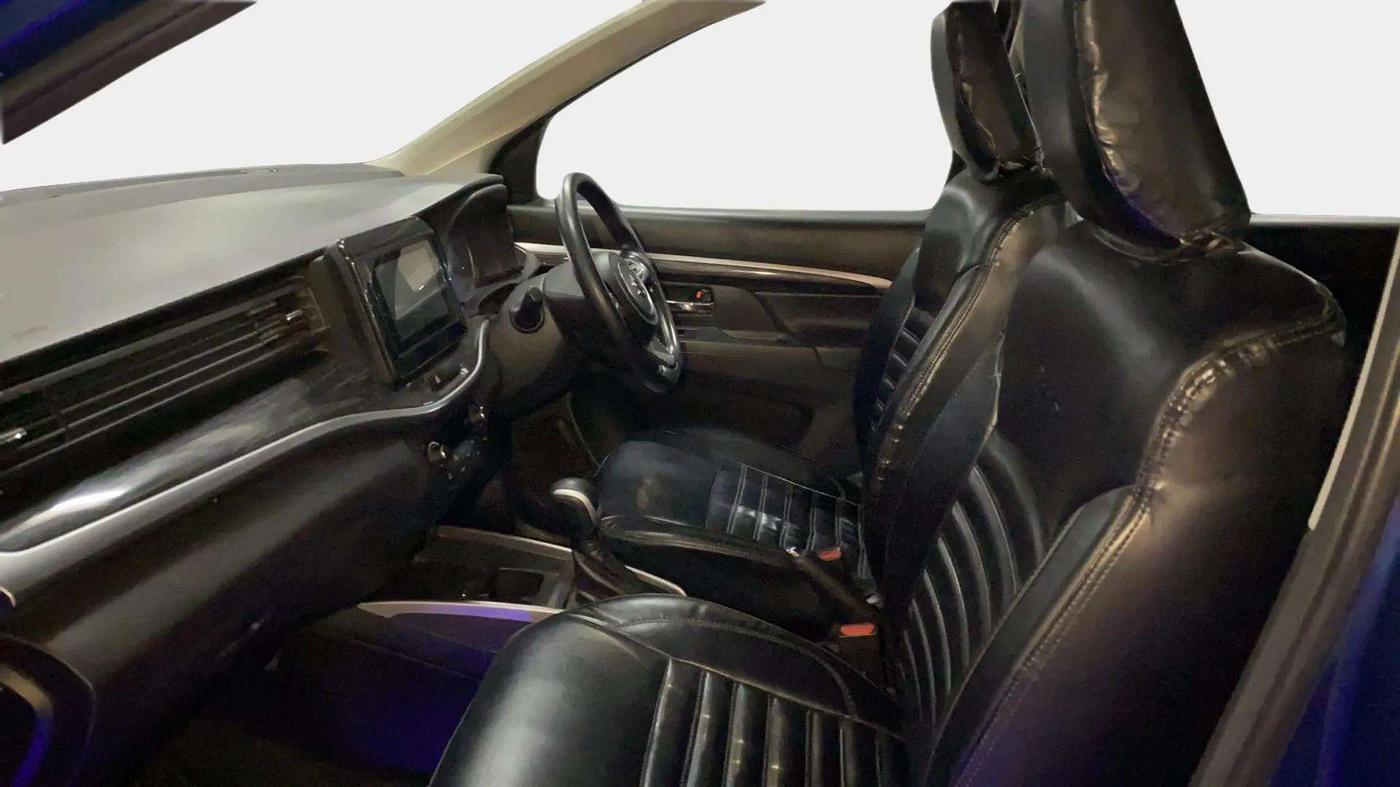 2020 Maruti XL6 ZETA AT, Petrol, Automatic, 37,177 km, Right Side Front Door Cabin
