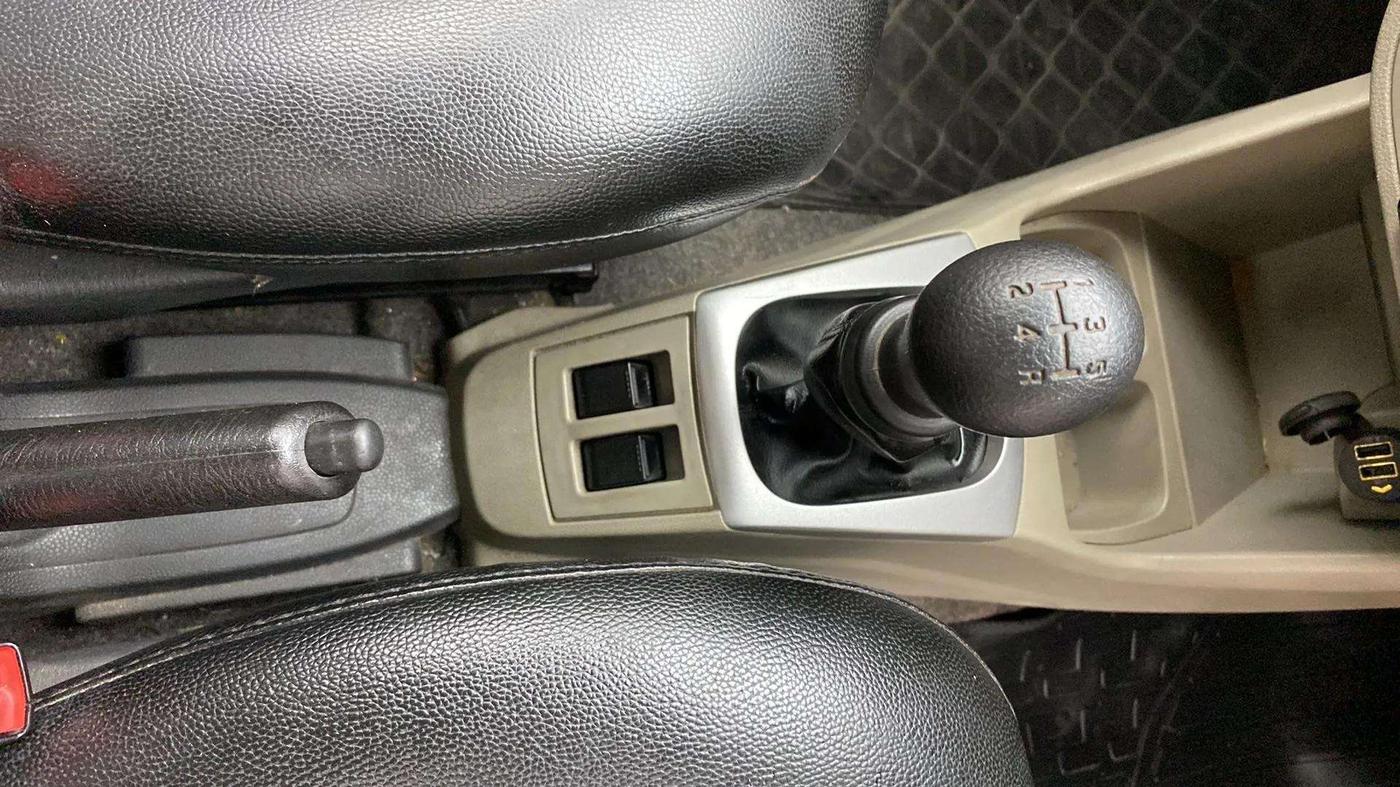2017 Maruti Alto K10 VXI, Petrol, Manual, 26,795 km, Gear Lever