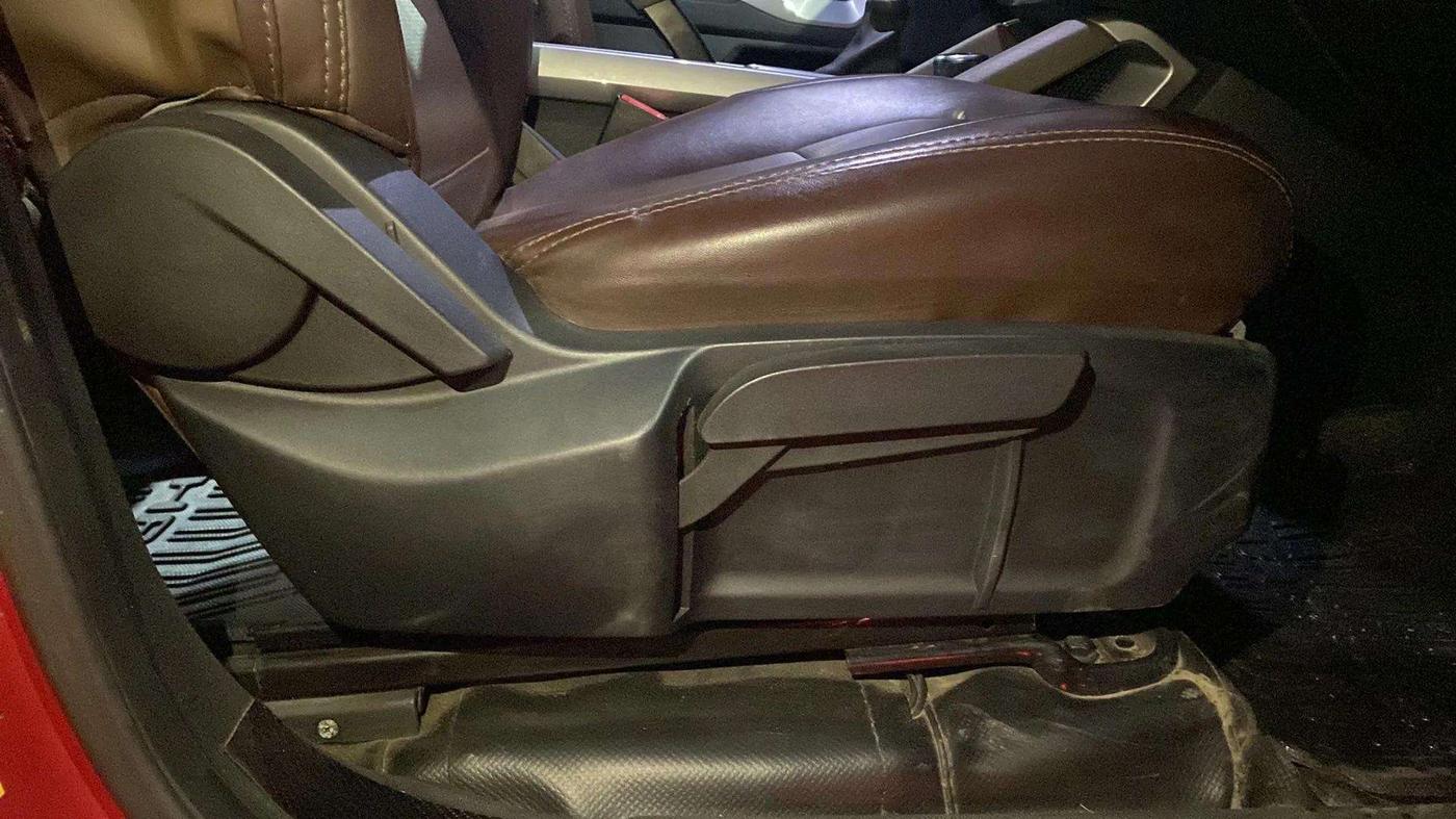 2021 Tata Harrier XZA 2.0L, Diesel, Automatic, 57,889 km, Driver Side Adjustment Panel