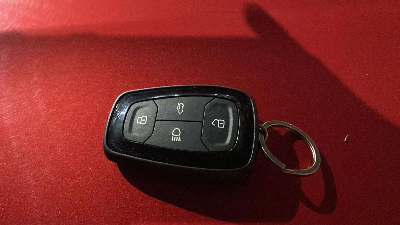 2021 Tata Harrier XZA 2.0L, Diesel, Automatic, 57,889 km, Key Close Up