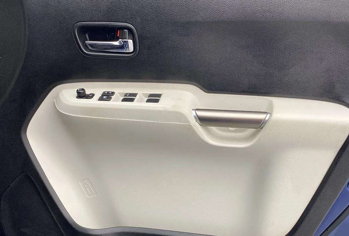 2019 Maruti IGNIS ALPHA 1.2 AMT, Petrol, Automatic, 60,775 km, Driver Side Door Panels Control