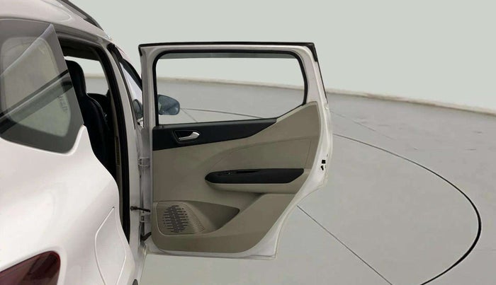 2019 Renault TRIBER RXZ, CNG, Manual, 60,779 km, RHS Rear Door