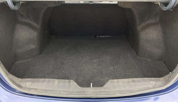 2018 Maruti Ciaz ZETA 1.4  MT PETROL, Petrol, Manual, 43,529 km, Boot Inside