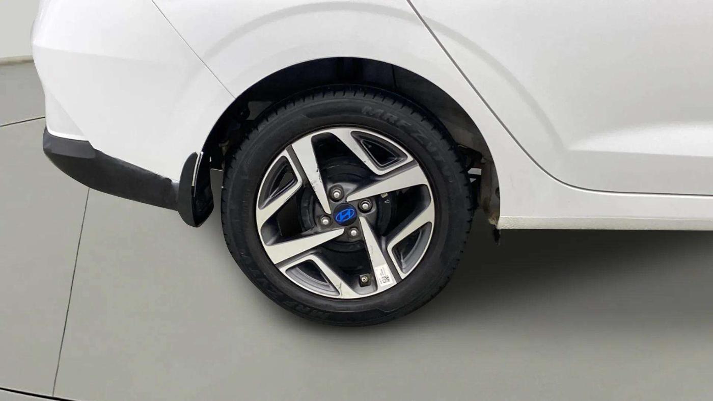 2023 Hyundai AURA SX 1.2 CNG, CNG, Manual, 42,558 km, Right Rear Wheel