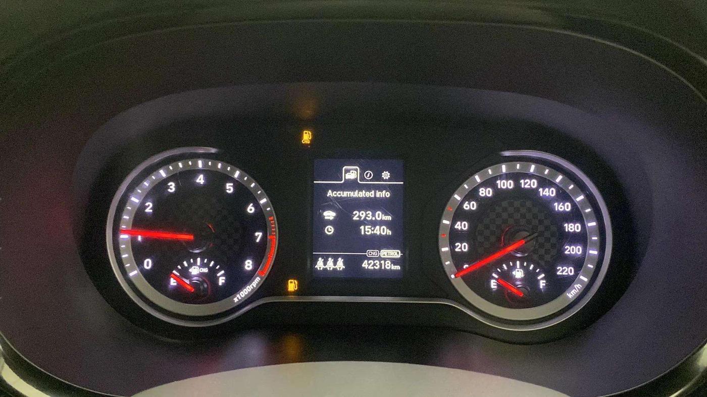 2023 Hyundai AURA SX 1.2 CNG, CNG, Manual, 42,558 km, Odometer Image