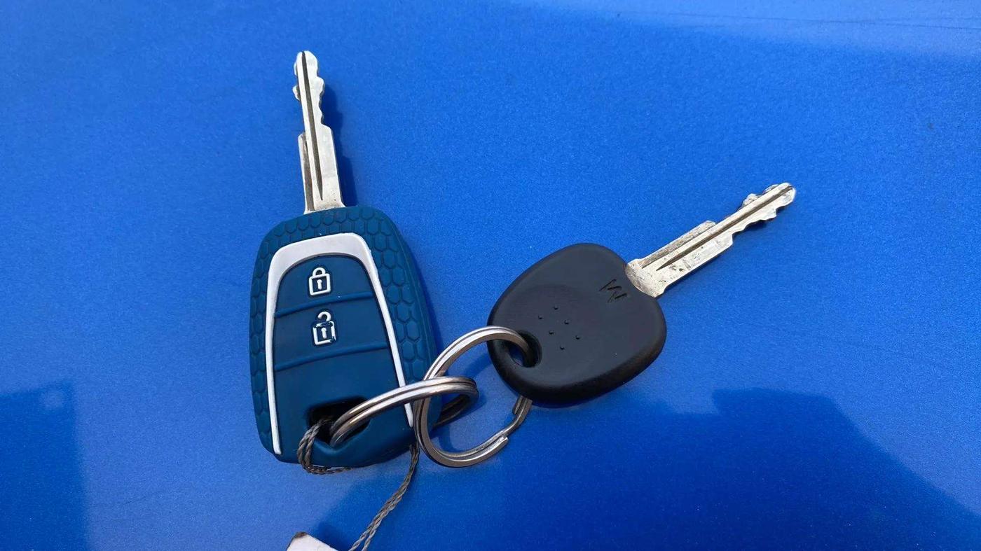 2018 Hyundai Grand i10 MAGNA AT 1.2 KAPPA VTVT, Petrol, Automatic, 49,199 km, Key Close Up