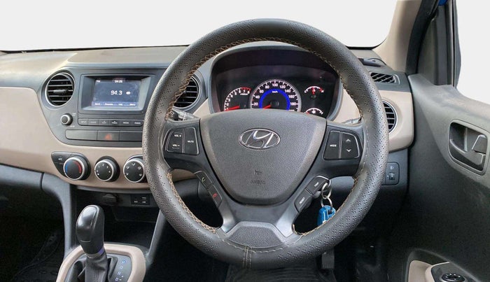 2018 Hyundai Grand i10 MAGNA AT 1.2 KAPPA VTVT, Petrol, Automatic, 49,199 km, Steering Wheel Close Up