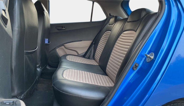 2018 Hyundai Grand i10 MAGNA AT 1.2 KAPPA VTVT, Petrol, Automatic, 49,199 km, Right Side Rear Door Cabin