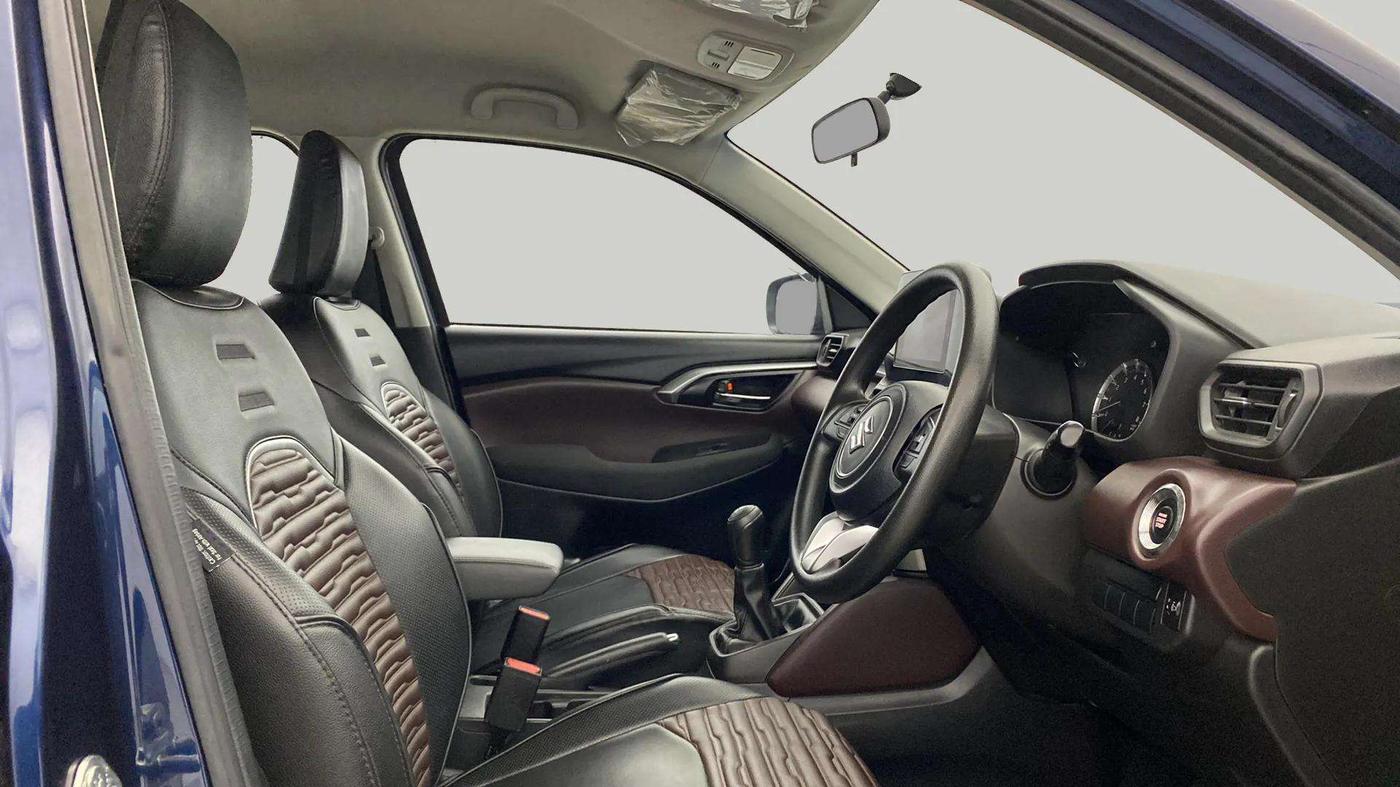 2023 Maruti Grand Vitara DELTA SMART HYBRID, Petrol, Manual, 33,181 km, Right Side Front Door Cabin