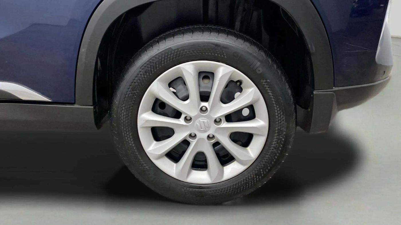 2023 Maruti Grand Vitara DELTA SMART HYBRID, Petrol, Manual, 33,181 km, Left Rear Wheel