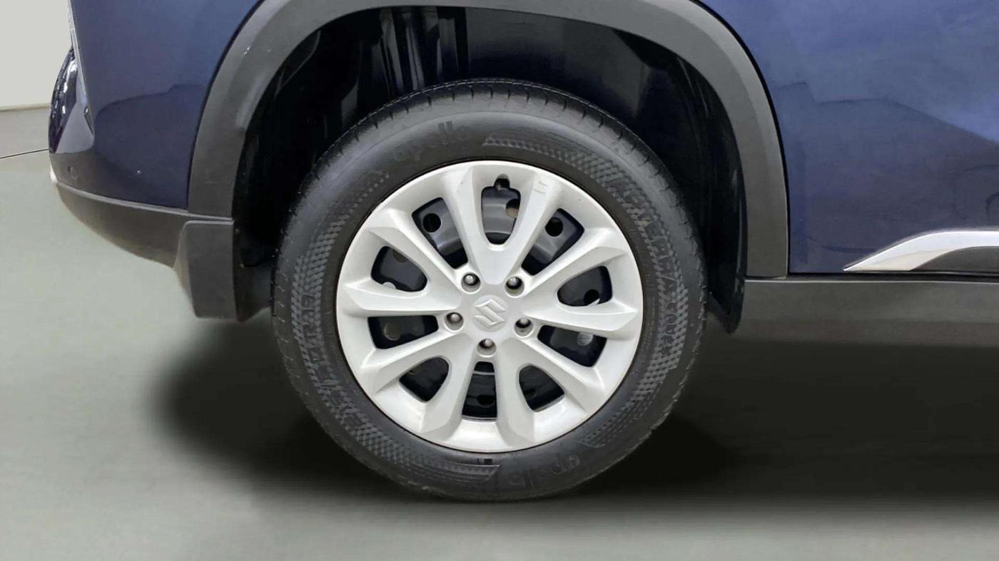 2023 Maruti Grand Vitara DELTA SMART HYBRID, Petrol, Manual, 33,181 km, Right Rear Wheel