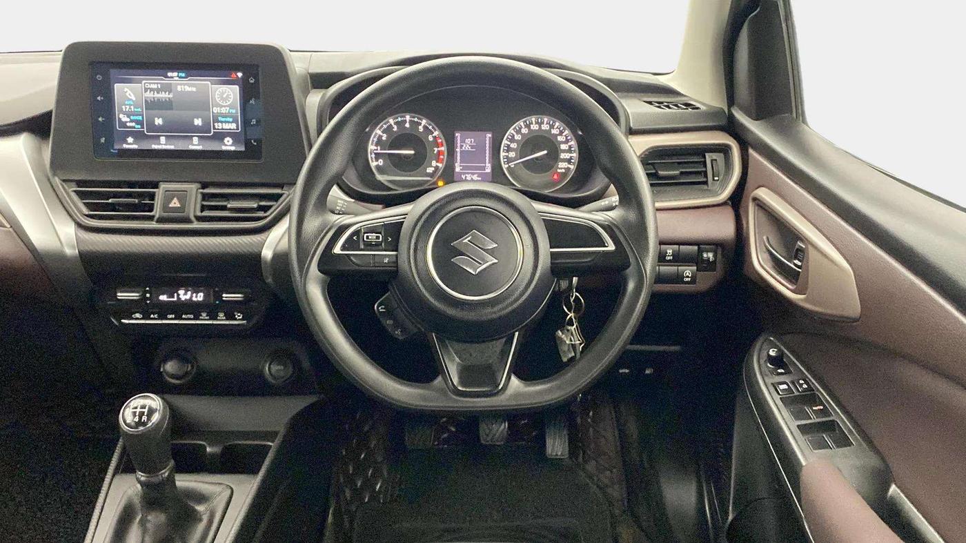2023 Maruti FRONX DELTA PLUS 1.2MT, Petrol, Manual, 47,810 km, Steering Wheel Close Up