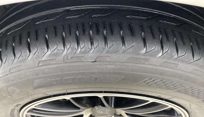 2017 Maruti Baleno DELTA PETROL 1.2, Petrol, Manual, 80,197 km, Left Rear Tyre Tread