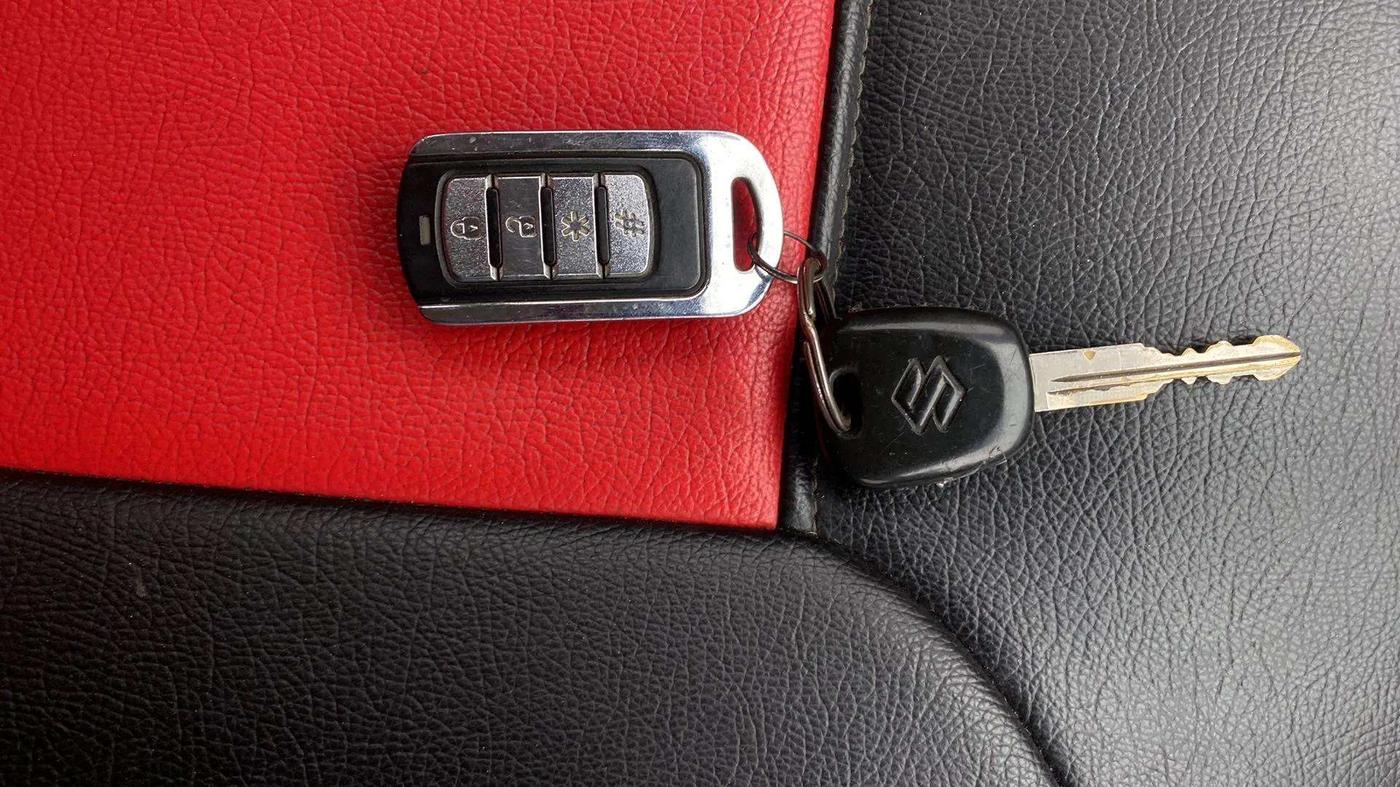 2015 Maruti Celerio VXI, Petrol, Manual, 64,361 km, Key Close Up