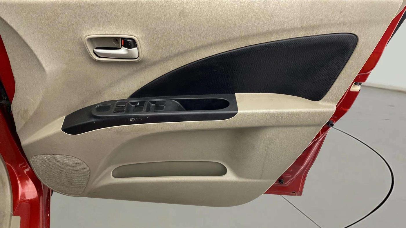2015 Maruti Celerio VXI, Petrol, Manual, 64,361 km, Driver Side Door Panels Control