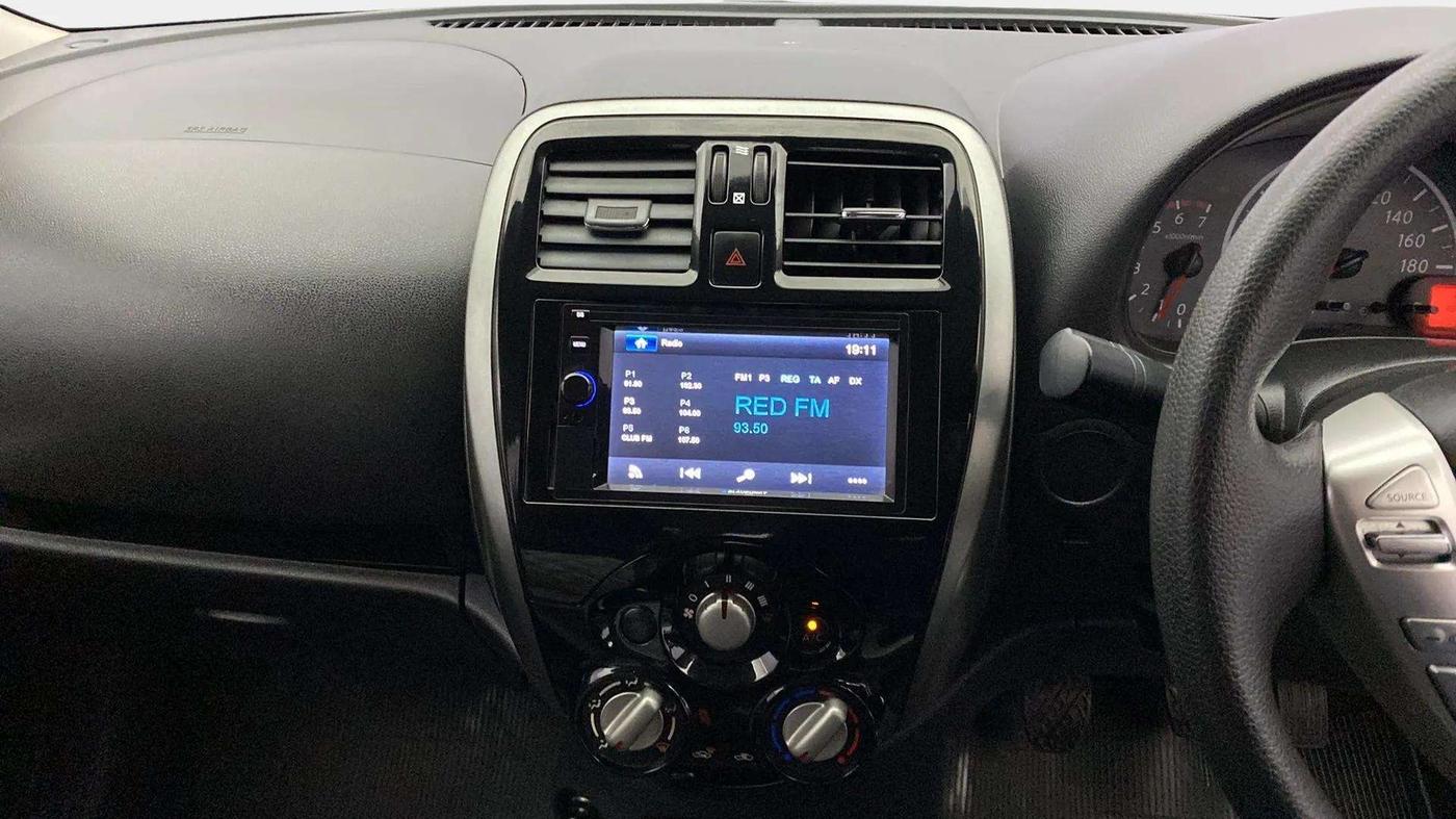 2018 Nissan Micra Active XV, Petrol, Manual, 37,641 km, Air Conditioner