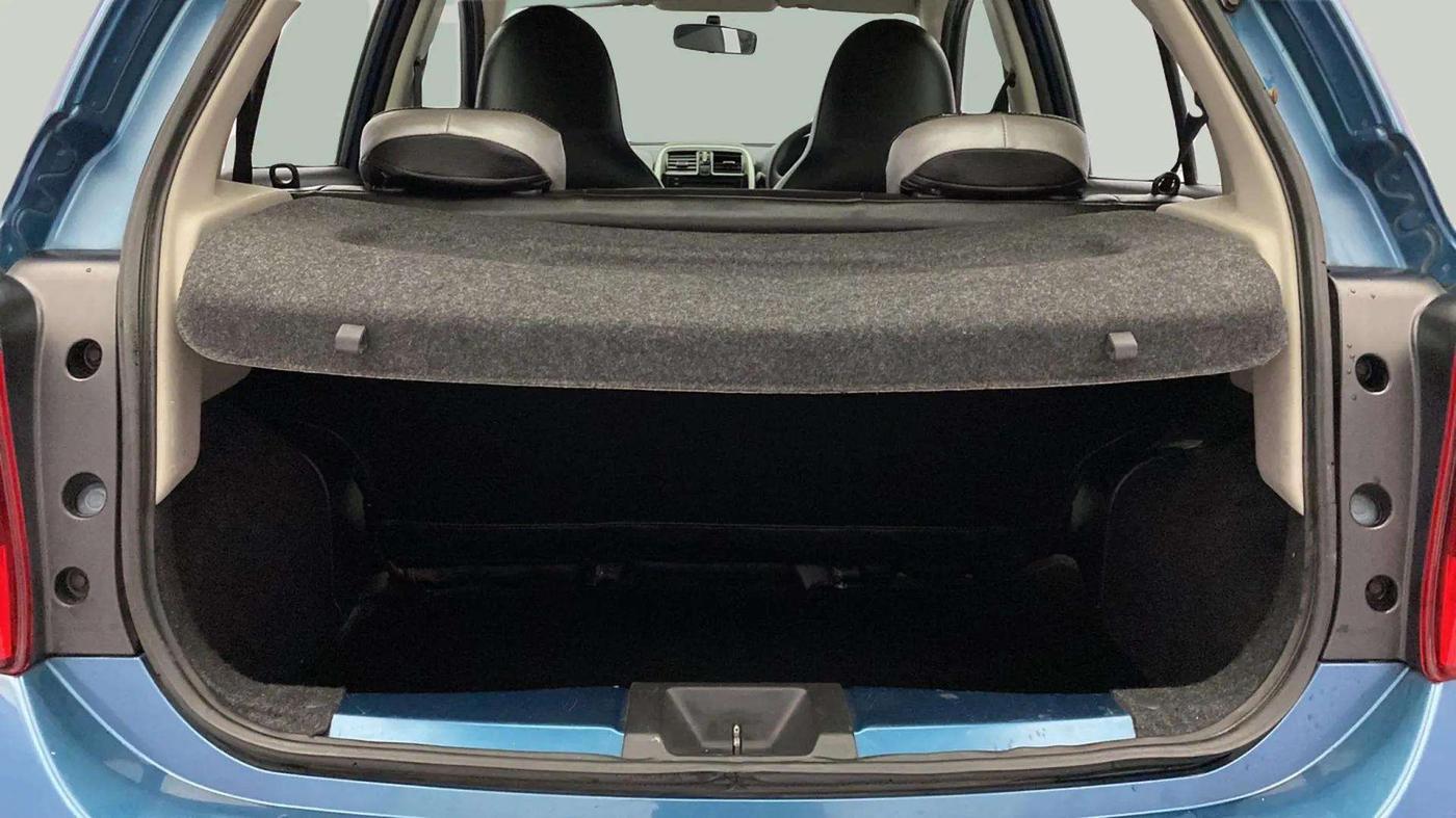 2018 Nissan Micra Active XV, Petrol, Manual, 37,641 km, Boot Inside
