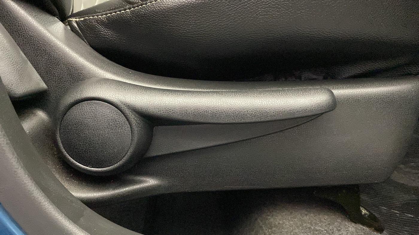 2018 Nissan Micra Active XV, Petrol, Manual, 37,641 km, Driver Side Adjustment Panel