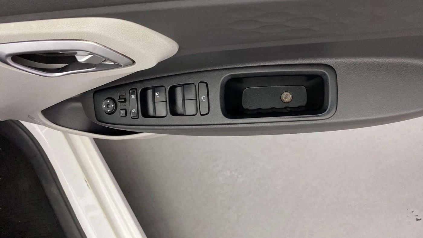 2019 Hyundai GRAND I10 NIOS ASTA 1.2 KAPPA VTVT, Petrol, Manual, 64,663 km, Driver Side Door Panels Control