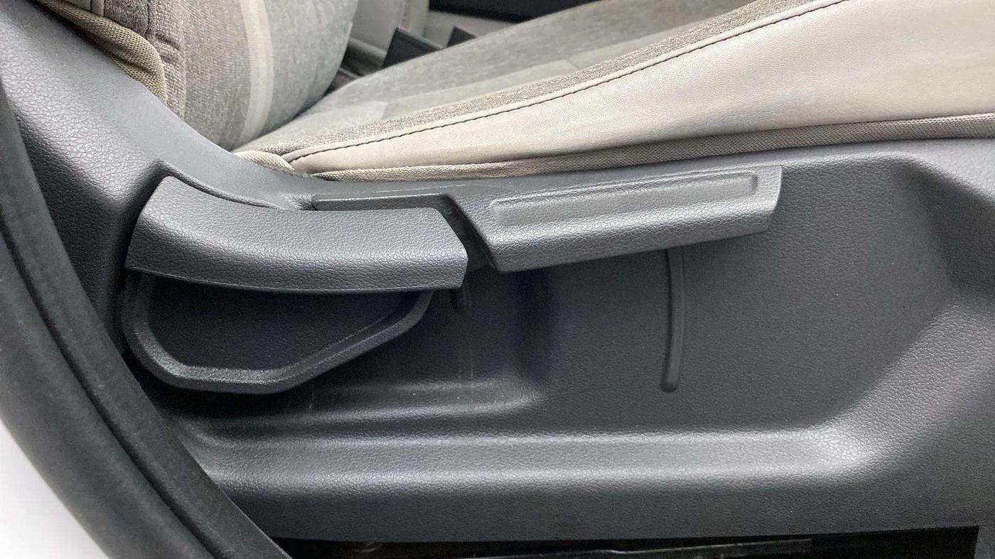 2019 Hyundai GRAND I10 NIOS ASTA 1.2 KAPPA VTVT, Petrol, Manual, 64,663 km, Driver Side Adjustment Panel