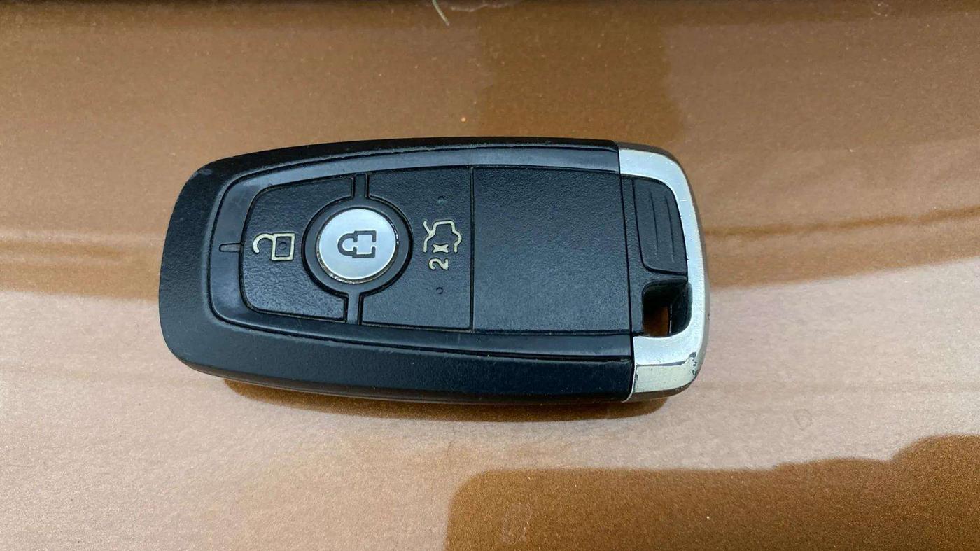 2020 Ford FREESTYLE TITANIUM 1.2 PETROL, Petrol, Manual, 52,033 km, Key Close Up