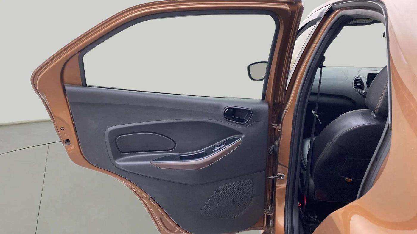 2020 Ford FREESTYLE TITANIUM 1.2 PETROL, Petrol, Manual, 52,033 km, LHS Rear Door