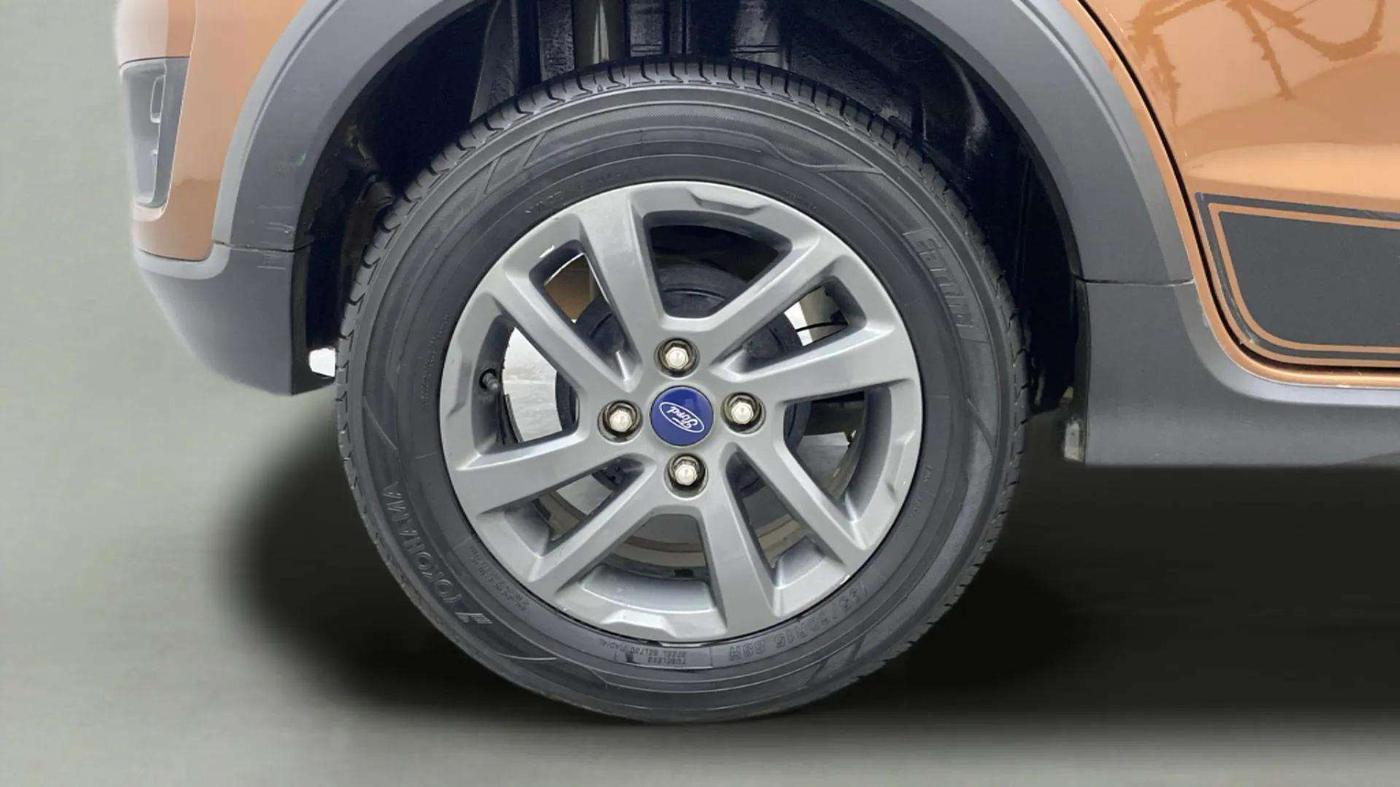 2020 Ford FREESTYLE TITANIUM 1.2 PETROL, Petrol, Manual, 52,033 km, Right Rear Wheel